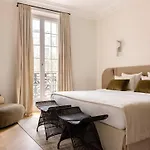 Harmony Collection I 2Br Suite 4P Opera Grevin