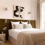 Harmony Collection I 2Br Suite 4P Opera Grevin
